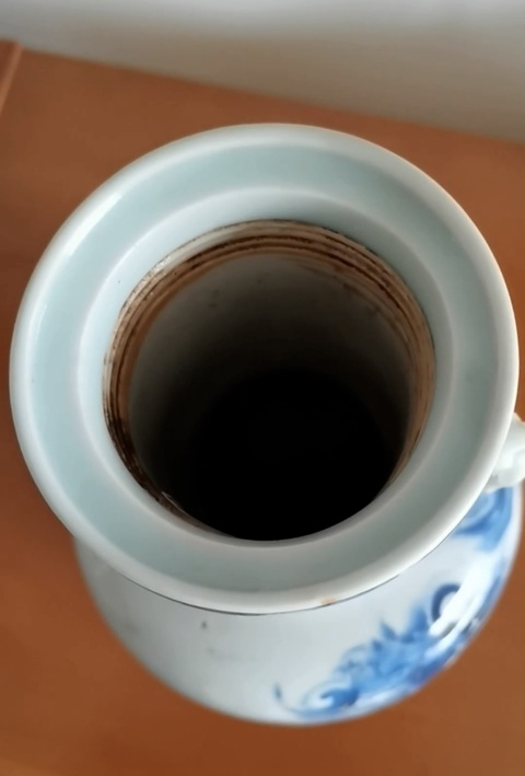 古玩陶瓷民國青花龍紋瓶真品鑒賞圖