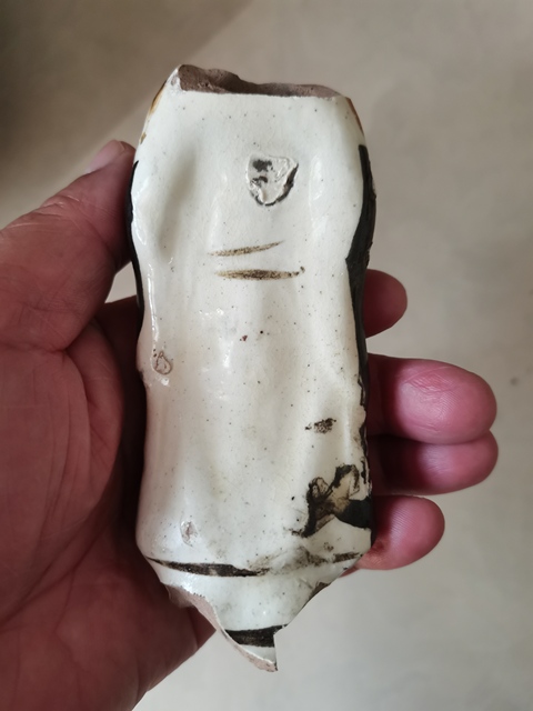 古玩陶瓷金三彩捧爐俑拍賣，當前價格0元