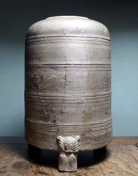 古玩陶瓷灰陶三熊足谷倉罐真品鑒賞圖