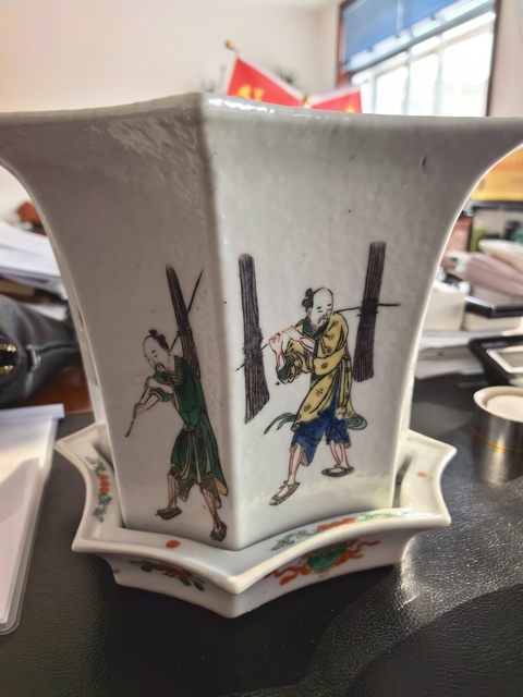 古玩陶瓷樵漁耕讀八角五彩花盆真品鑒賞圖