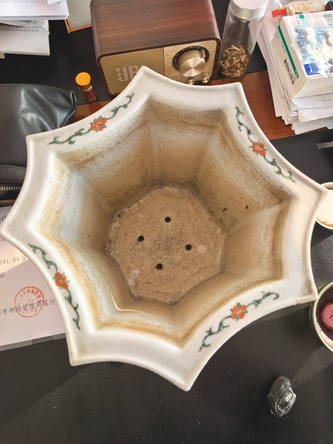 古玩陶瓷樵漁耕讀八角五彩花盆真品鑒賞圖