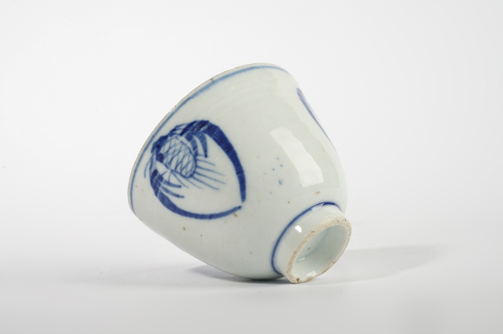 古玩陶瓷民國·青花團鳳紋杯真品鑒賞圖