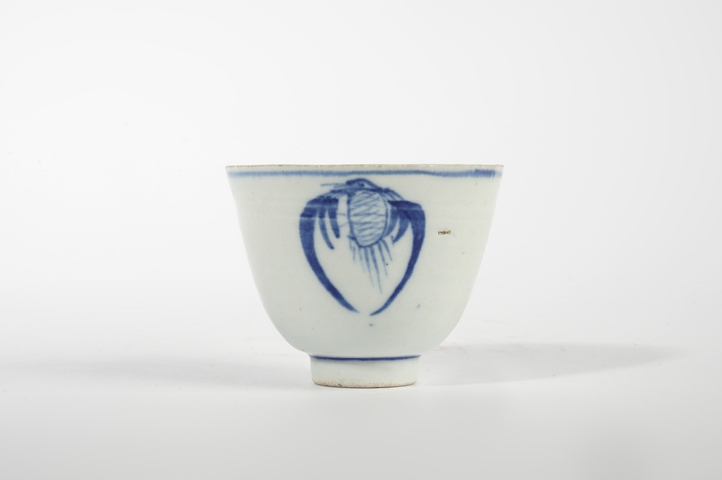 古玩陶瓷民國·青花團鳳紋杯真品鑒賞圖