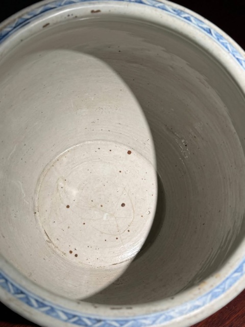 古玩陶瓷龍紋青花缸真品鑒賞圖