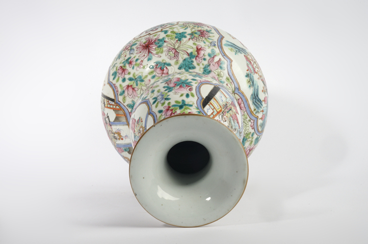 古玩陶瓷清晚期·粉彩花卉紋開窗人物故事紋葫蘆瓶真品鑒賞圖