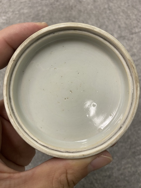 古玩陶瓷清早期青花五彩達(dá)摩渡江圖印盒真品鑒賞圖