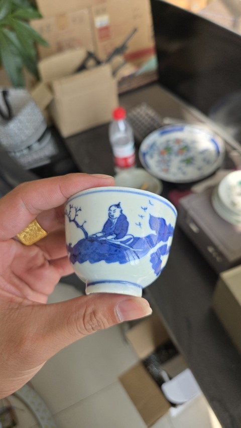 古玩陶瓷青花人物故事杯真品鑒賞圖