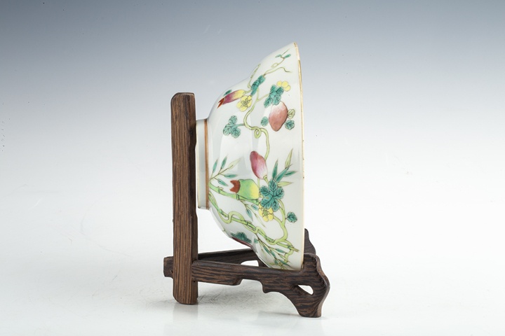 古玩陶瓷清光緒·粉彩癩瓜紋折腰碗(官)真品鑒賞圖