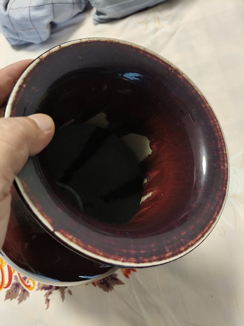 古玩陶瓷窯變紅釉撇口瓶真品鑒賞圖