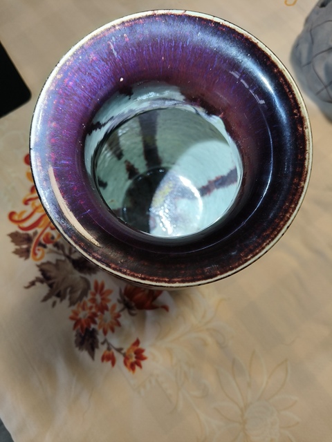 古玩陶瓷窯變紅釉撇口瓶真品鑒賞圖