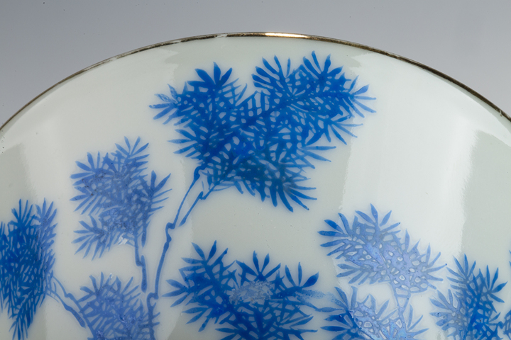 古玩陶瓷民國·藍料彩竹紋碗真品鑒賞圖