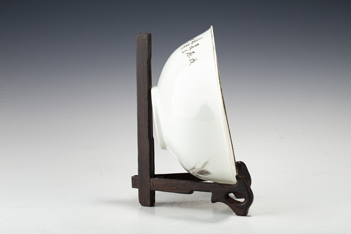 古玩陶瓷民國·訂燒款墨彩山水人物紋大碗真品鑒賞圖