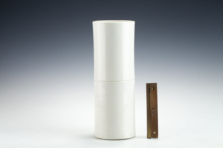 古玩陶瓷民國·白釉竹節(jié)帽筒真品鑒賞圖