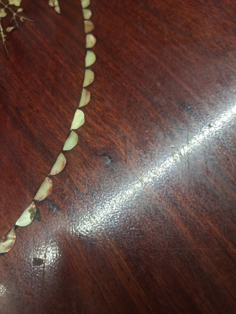 古玩雜項餐桌真品鑒賞圖