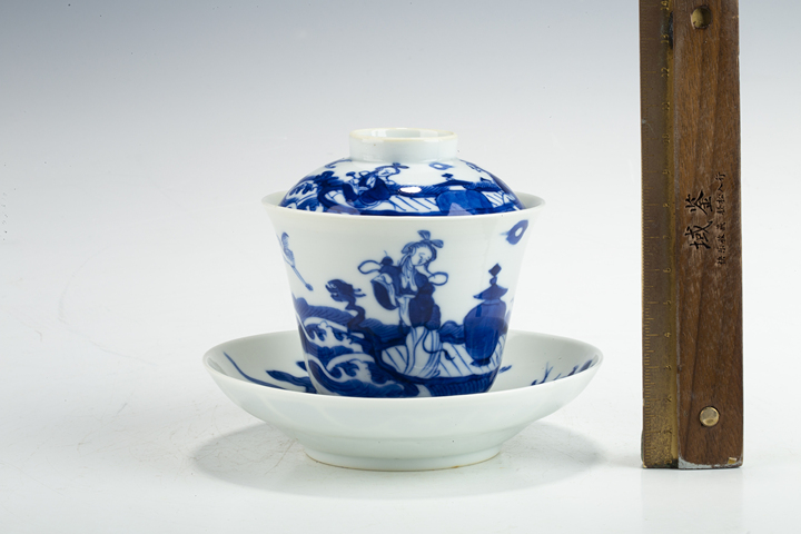 古玩陶瓷清道光·青花仙人乘槎紋蓋碗真品鑒賞圖