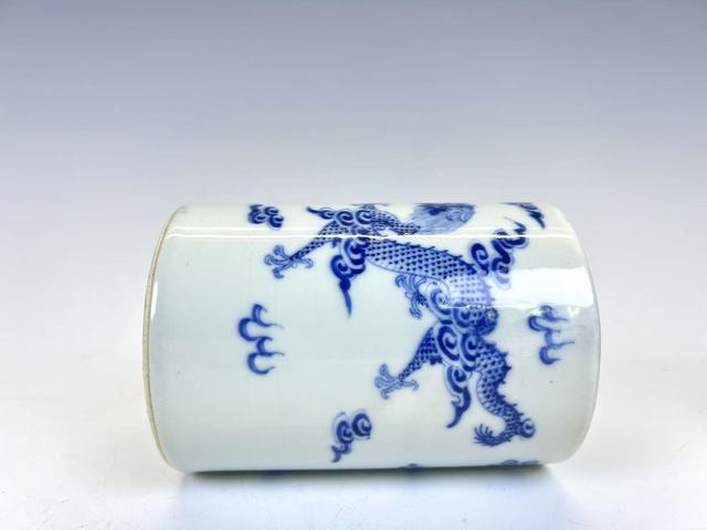 古玩陶瓷晚清雙龍戲珠筆筒真品鑒賞圖