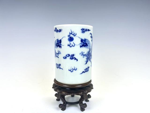 古玩陶瓷晚清雙龍戲珠筆筒真品鑒賞圖