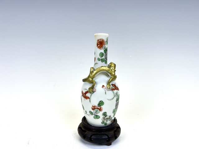 古玩陶瓷清晚·五彩花卉描金魑龍瓶真品鑒賞圖