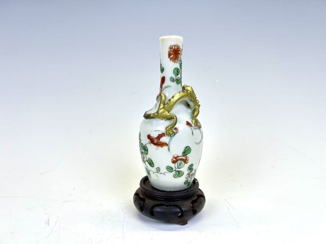 古玩陶瓷清晚·五彩花卉描金魑龍瓶真品鑒賞圖