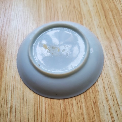 古玩陶瓷人物紋粉彩盤真品鑒賞圖