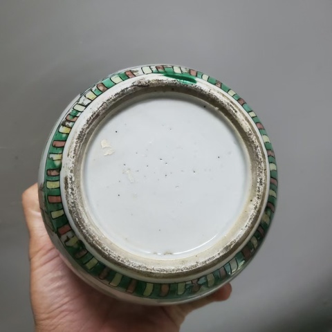 古玩陶瓷五彩人物故事紋罐真品鑒賞圖