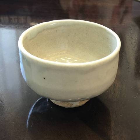 古玩陶瓷卵白釉茶碗真品鑒賞圖