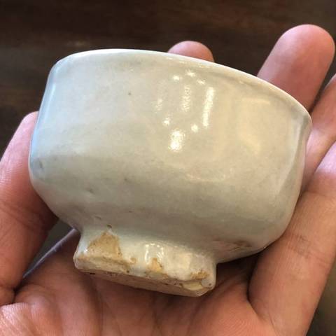 古玩陶瓷卵白釉茶碗真品鑒賞圖