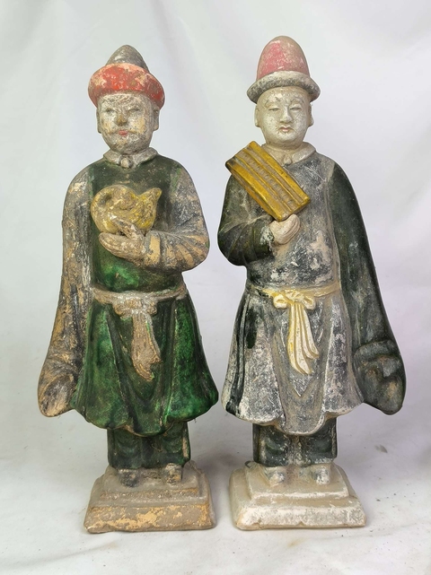 古玩陶瓷明三彩人物侍者俑真品鑒賞圖