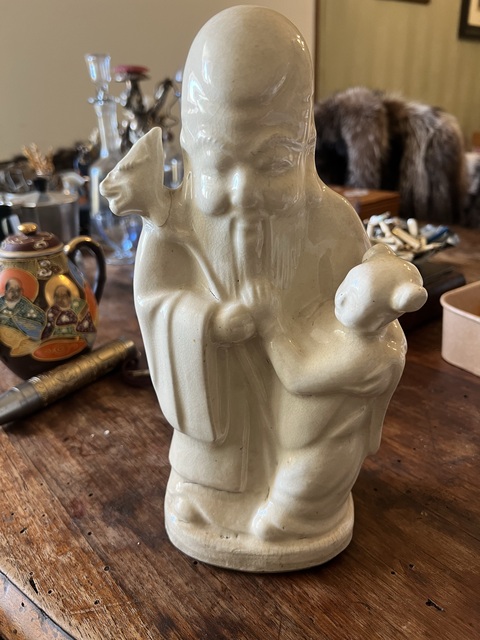 古玩陶瓷白釉壽星人物塑像真品鑒賞圖