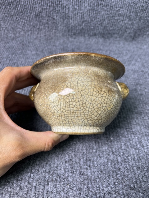 古玩陶瓷清中·哥釉獸耳香爐真品鑒賞圖