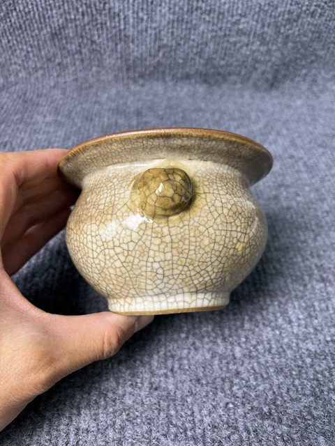 古玩陶瓷清中·哥釉獸耳香爐真品鑒賞圖