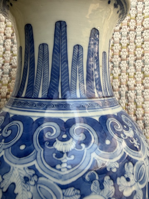 古玩陶瓷青花瓜瓞綿綿壽字撇口瓶真品鑒賞圖