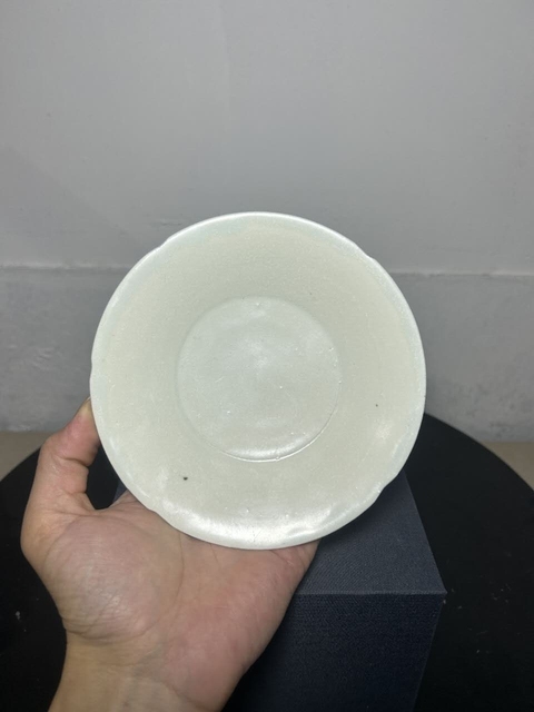 古玩陶瓷館藏級精品五代十國白釉花口洗拍賣,當前價格8800元