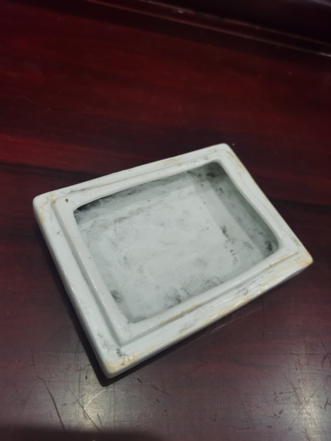 古玩陶瓷墨盒拍賣,當前價格3500元