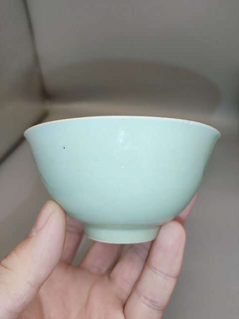 古玩陶瓷冬青釉茶碗真品鑒賞圖