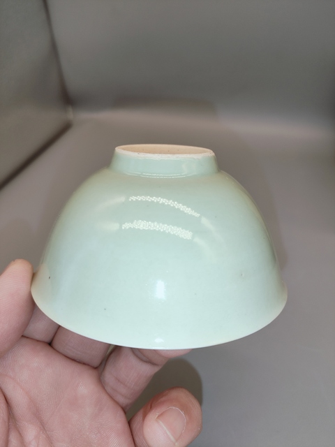 古玩陶瓷冬青釉茶碗真品鑒賞圖