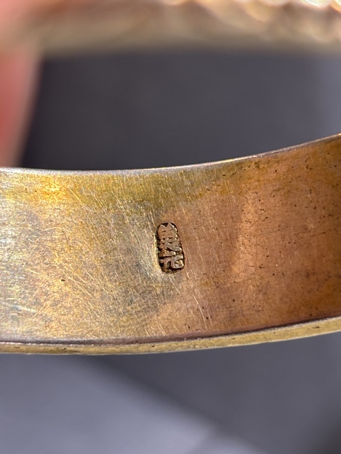 古玩雜項高浮雕手鐲真品鑒賞圖