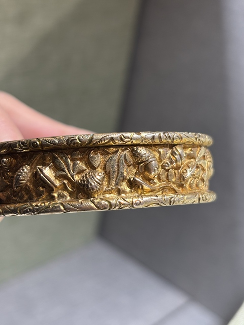 古玩雜項高浮雕手鐲真品鑒賞圖