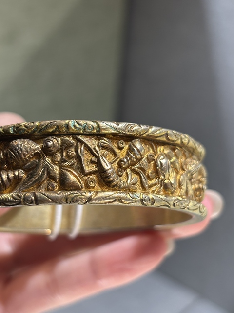 古玩雜項高浮雕手鐲真品鑒賞圖