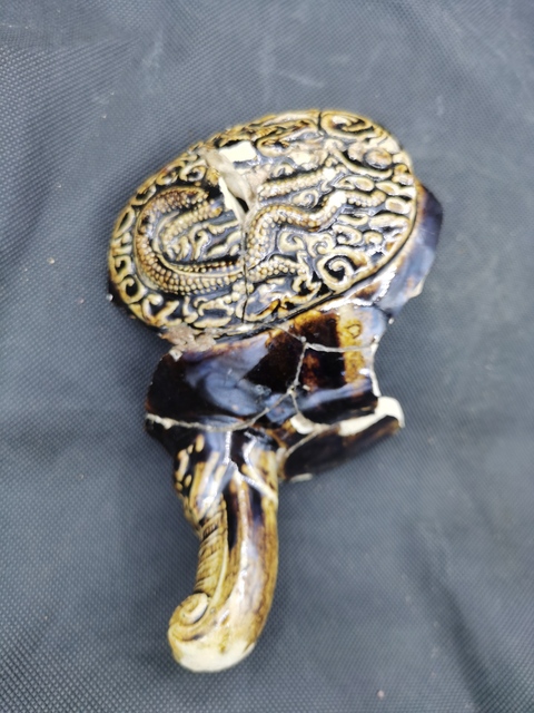 古玩陶瓷黑釉龍紋香爐標本真品鑒賞圖