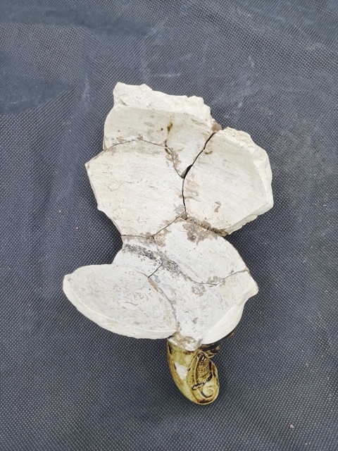 古玩陶瓷黑釉龍紋香爐標本真品鑒賞圖