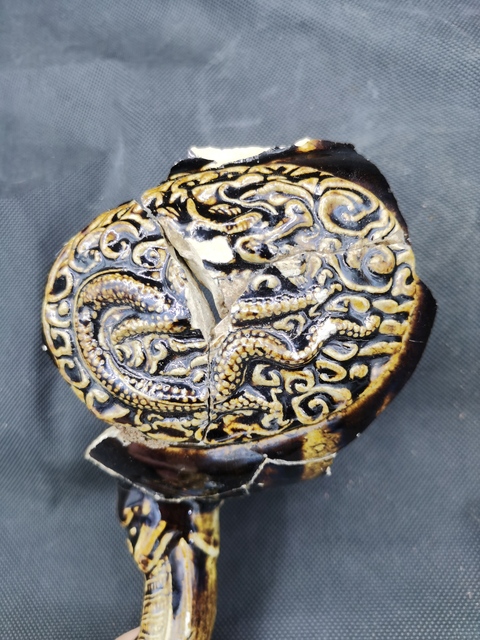 古玩陶瓷黑釉龍紋香爐標本真品鑒賞圖