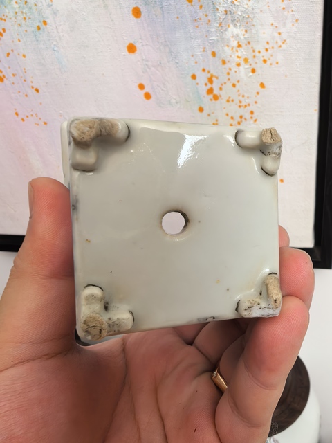 古玩陶瓷青花花卉紋四方菖蒲盆真品鑒賞圖