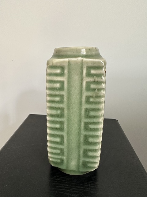 古玩陶瓷青釉琮式瓶真品鑒賞圖