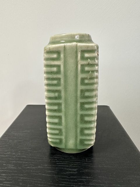 古玩陶瓷青釉琮式瓶真品鑒賞圖