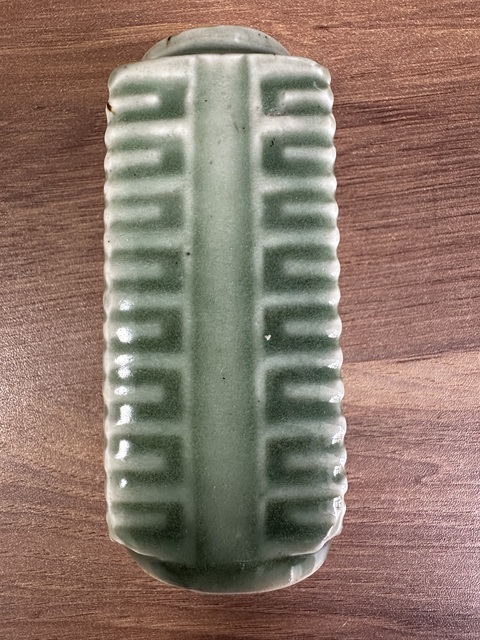 古玩陶瓷青釉琮式瓶真品鑒賞圖