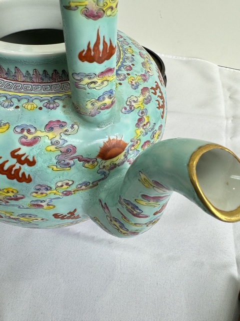 古玩陶瓷松石綠粉彩鳳紋茶壺真品鑒賞圖