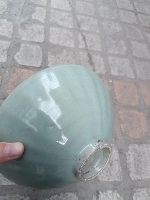 古玩陶瓷南宋龍泉青瓷刻仰蓮紋雞心碗拍賣,當前價格45000元
