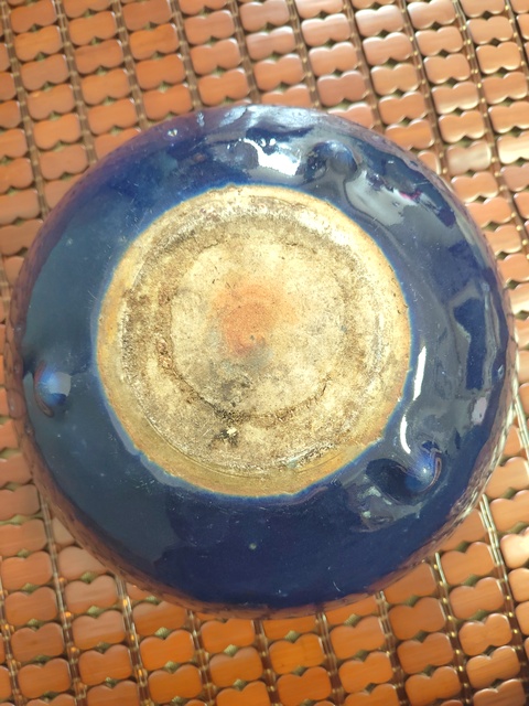 古玩陶瓷霽藍釉三乳足缽式香爐真品鑒賞圖