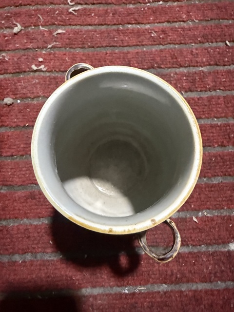 古玩陶瓷醬釉貫耳瓶真品鑒賞圖